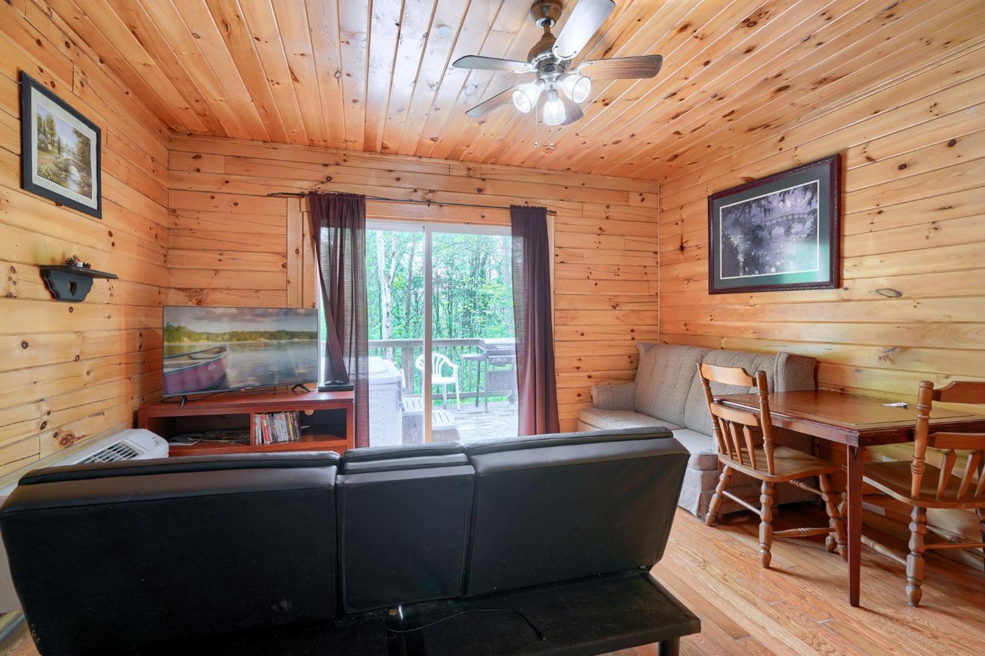 Blue Rose Cabins - Big Woody Cabin Logan Ngoại thất bức ảnh